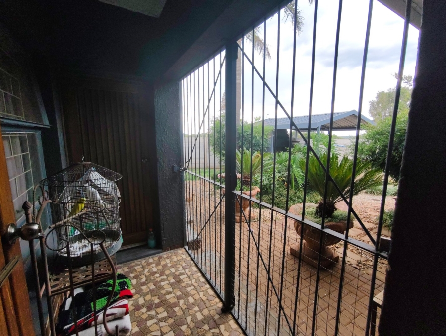 To Let 3 Bedroom Property for Rent in Fleurdal Free State